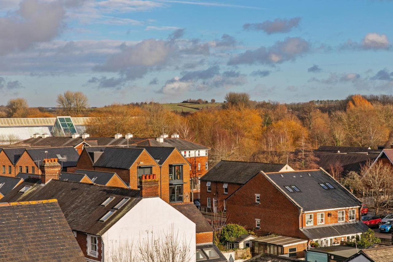 Apartamento The Sky Penthouse Winchester Exterior foto